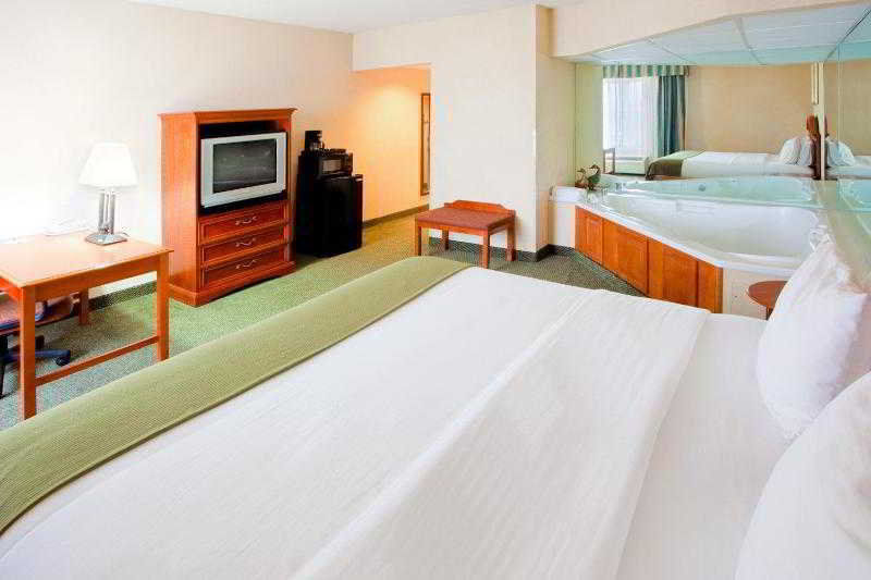 Express By Ihg Cambridge