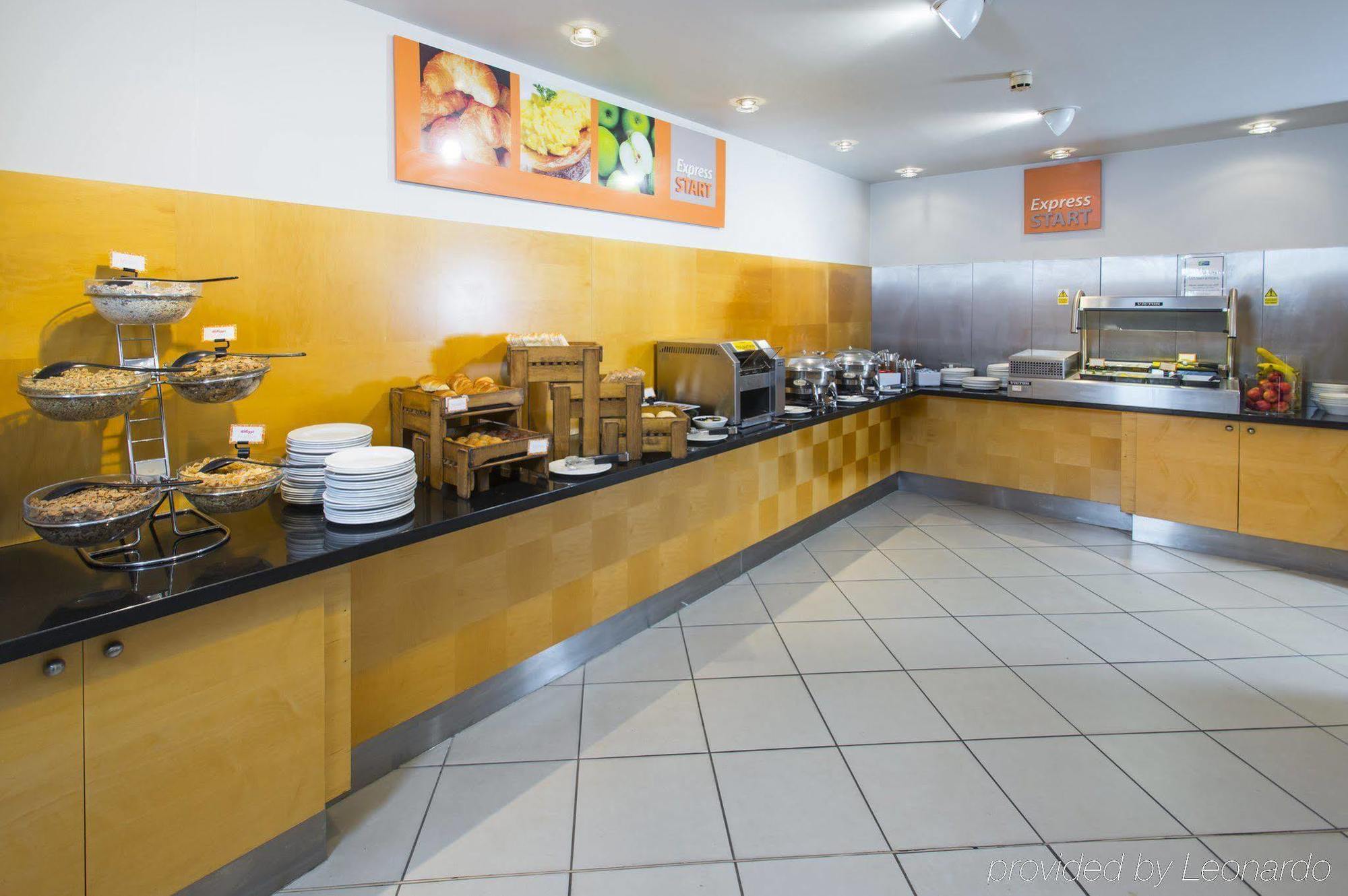 Express By Ihg 3* Cambridge