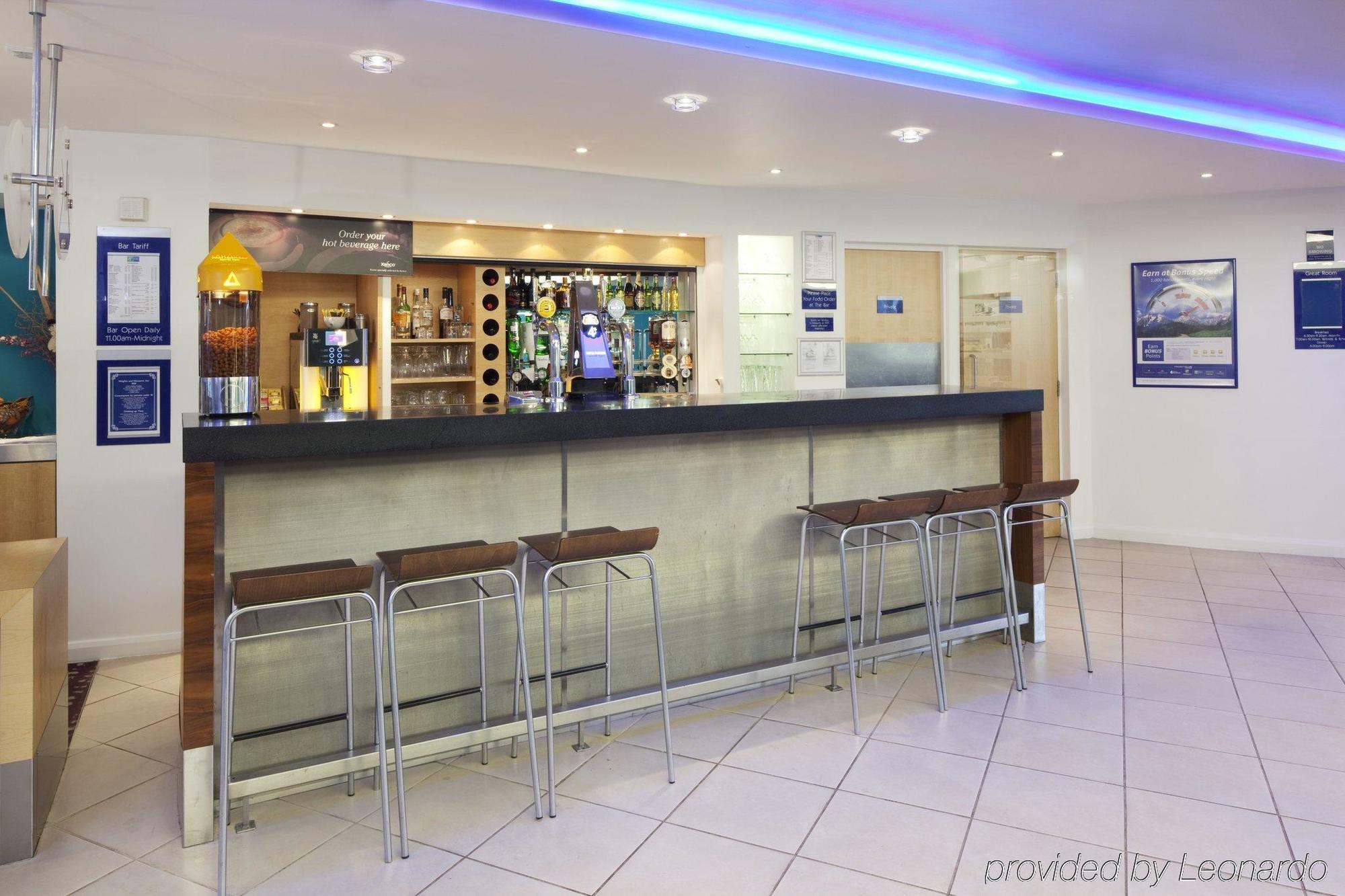 Express By Ihg 3*